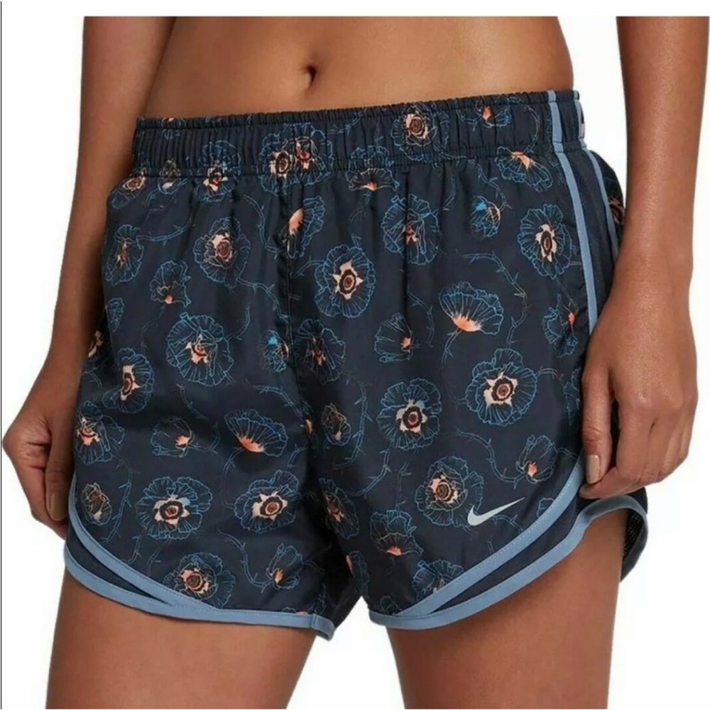 NWT Women’s Nike Tempo Dri Fit Floral Print Running Shorts Size XXL